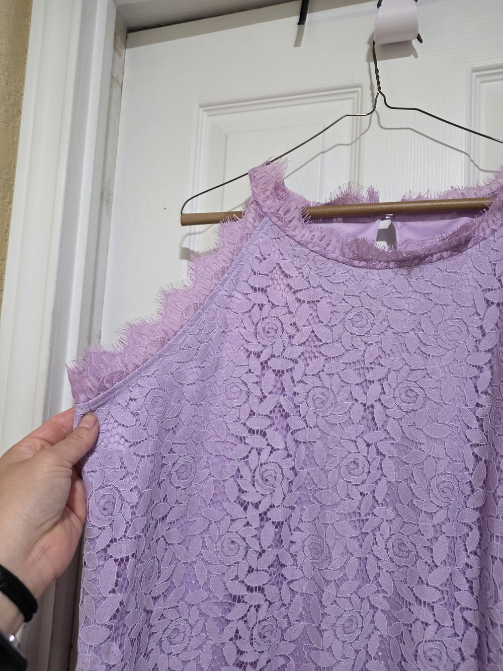Lavender Lace A-Line Sleeveless Dress - Picture 3 of 6